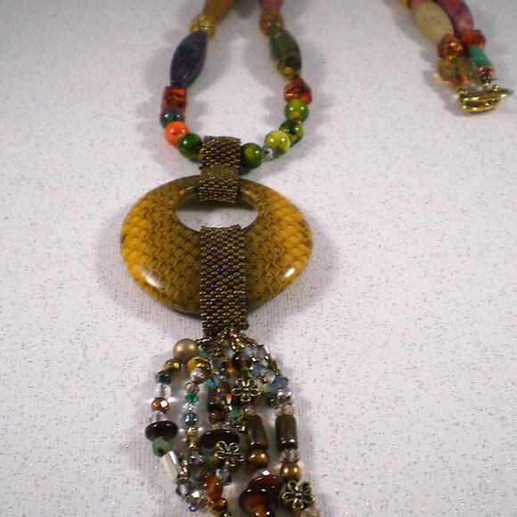 Safari Blaze Gemstone Necklace - Picture 2 of 5